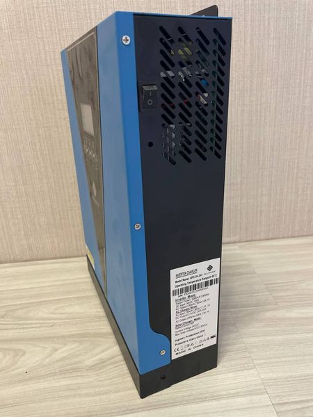 Гібридний Інвертор HPS SERIES G24 вольт 3000ВА(2400 Вт) із чистою синусоїдальною хвилею hps3kva фото